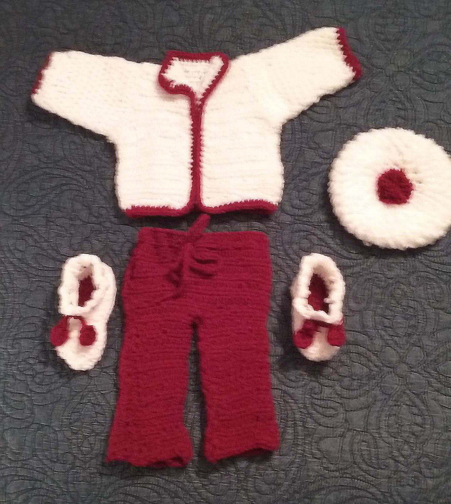 Gold Roses on Red & White Bible Cover