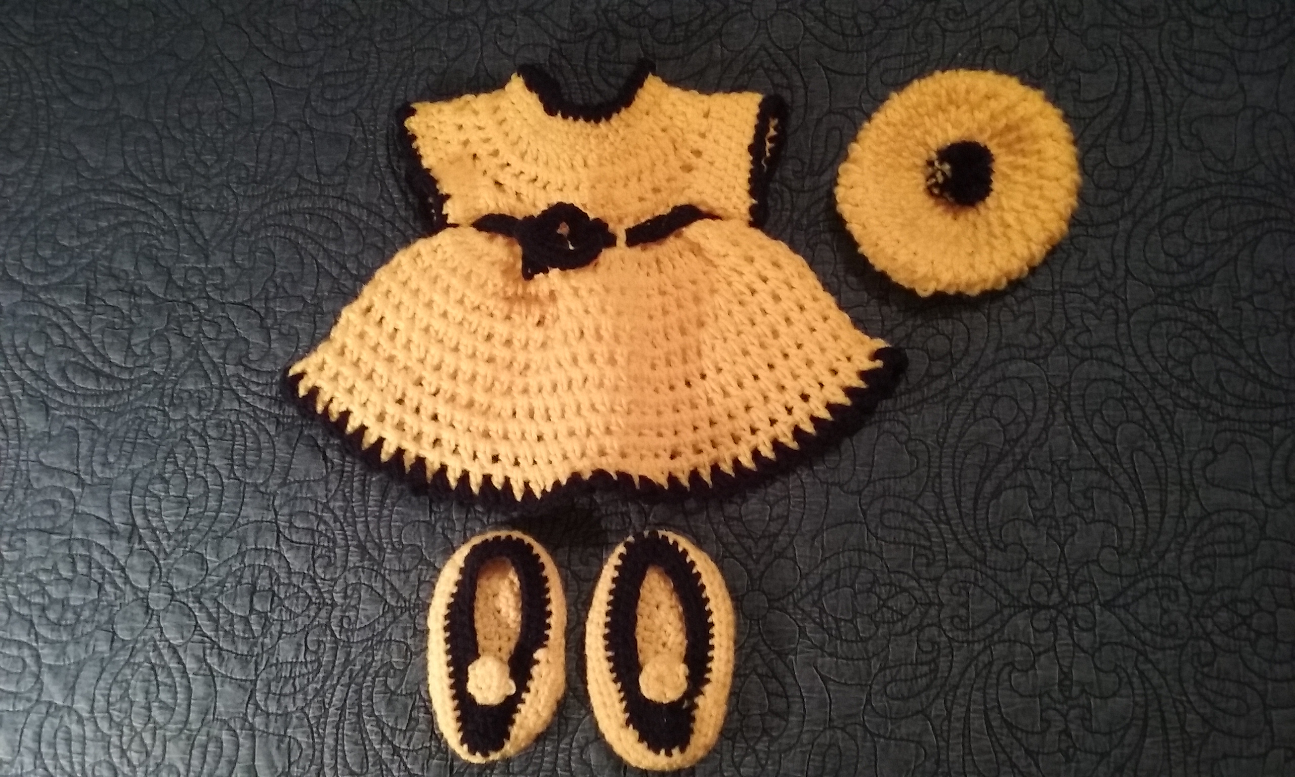 Blue Roses on White Bible Cover